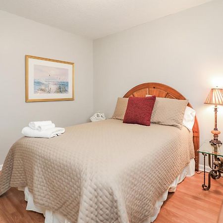 Spacious Home With Waterfront View-Welcome Pets Sneads Ferry Eksteriør billede