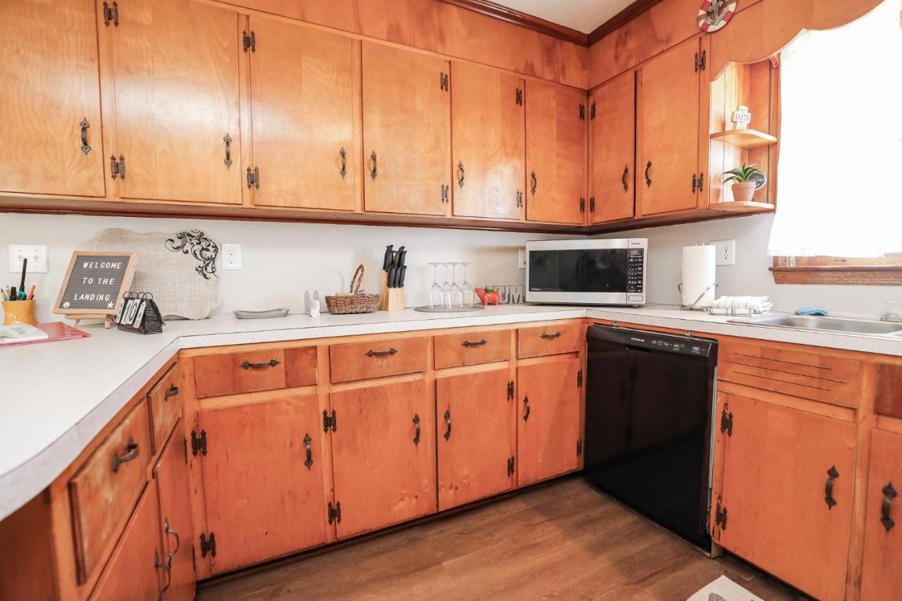 Spacious Home With Waterfront View-Welcome Pets Sneads Ferry Eksteriør billede
