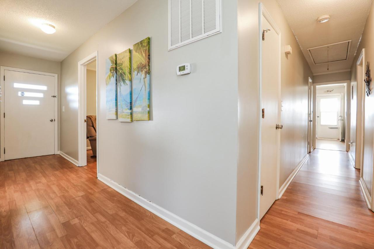 Spacious Home With Waterfront View-Welcome Pets Sneads Ferry Eksteriør billede
