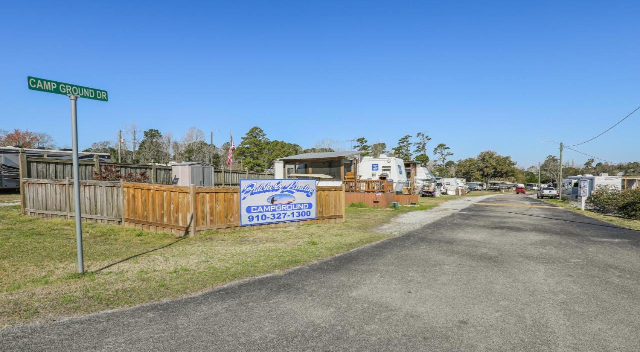 Spacious Home With Waterfront View-Welcome Pets Sneads Ferry Eksteriør billede