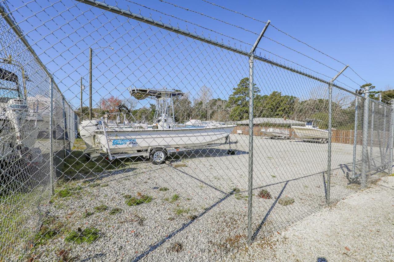 Spacious Home With Waterfront View-Welcome Pets Sneads Ferry Eksteriør billede