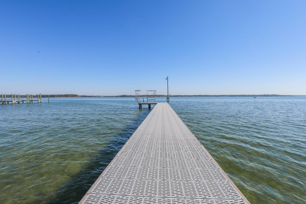 Spacious Home With Waterfront View-Welcome Pets Sneads Ferry Eksteriør billede